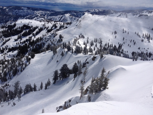 Squaw Valley Resort Lake Tahoe - Ridge Skiing