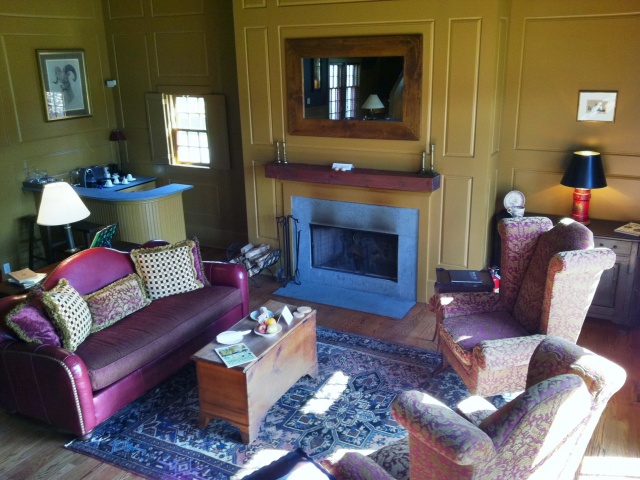 Winvian - Charter Oak Cottage- Living Room