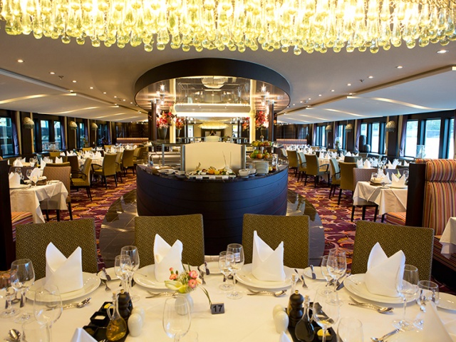 AmaWaterways Cruises - Dining Room 