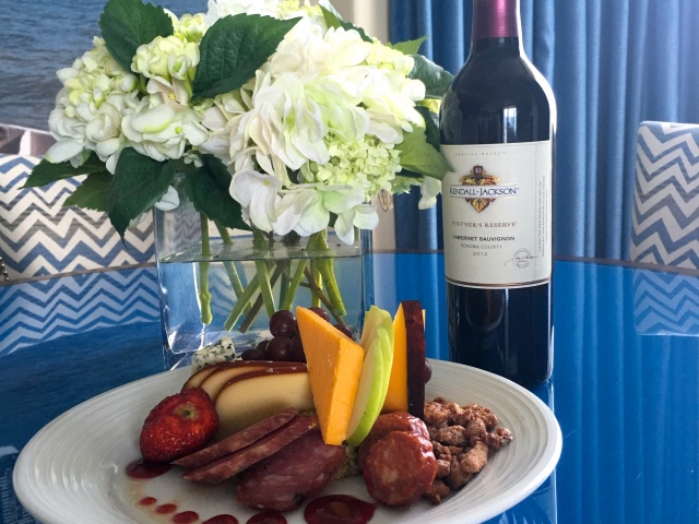 Lido Beach Resort Welcome Chesse and Wine
